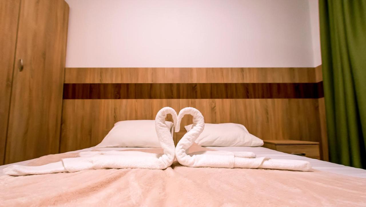 Cvse Clubhaz Es Panzio Bed and Breakfast Cegléd Εξωτερικό φωτογραφία