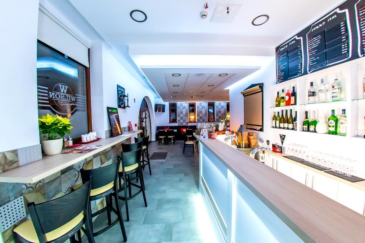 Cvse Clubhaz Es Panzio Bed and Breakfast Cegléd Εξωτερικό φωτογραφία